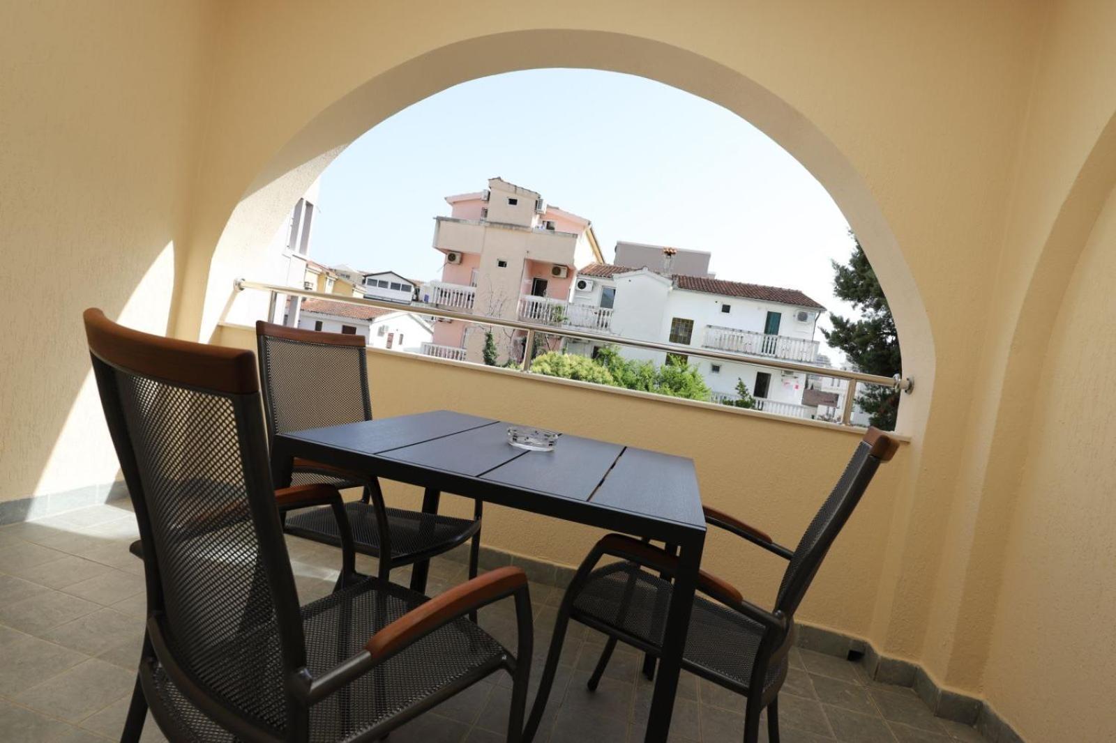 Villa Il Mare بودفا المظهر الخارجي الصورة